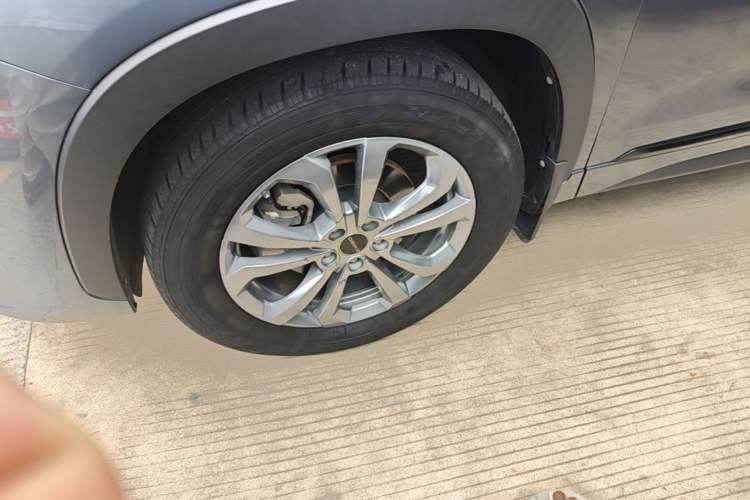 Used EXEED Zhuifeng 2020 Chasing the Waves Edition 1.5T CVT Xingrui Version Left Front Wheel Hub