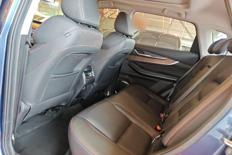 Used EXEED Zhuifeng 2020 Chasing the Waves Edition 1.5T CVT Xingrui Version Left Rear Seat