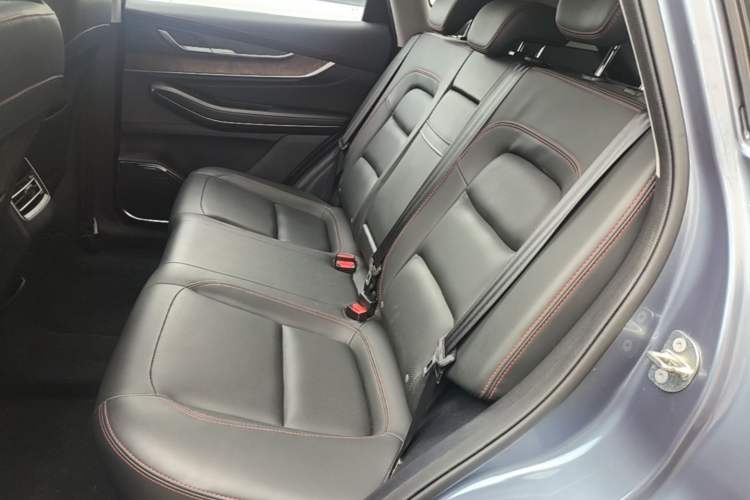 Used EXEED Zhuifeng 2020 Chasing the Waves Edition 1.5T CVT Xingrui Version Left Rear Seat