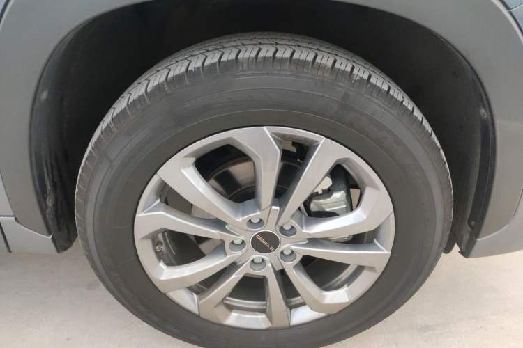 Used EXEED Zhuifeng 2020 Chasing the Waves Edition 1.5T CVT Xingrui Version Right Front Wheel Hub