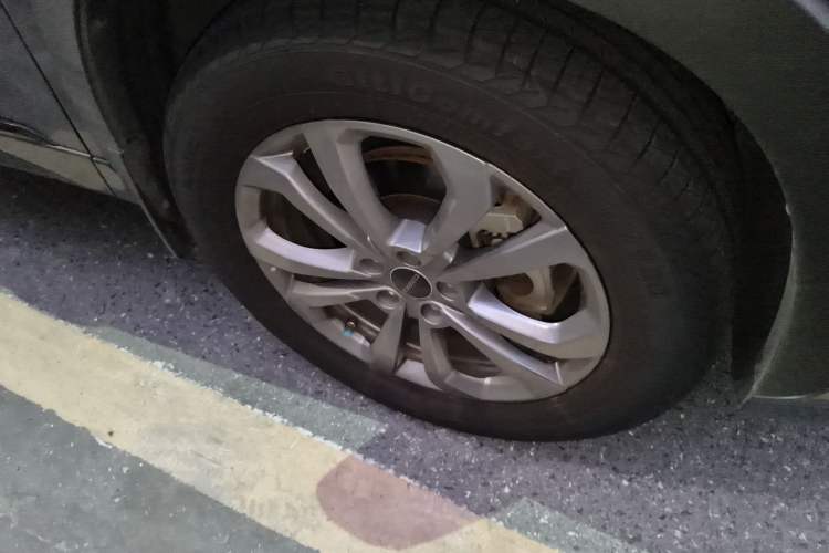 Used EXEED Zhuifeng 2020 Chasing the Waves Edition 1.5T CVT Xingrui Version Right Front Wheel Hub