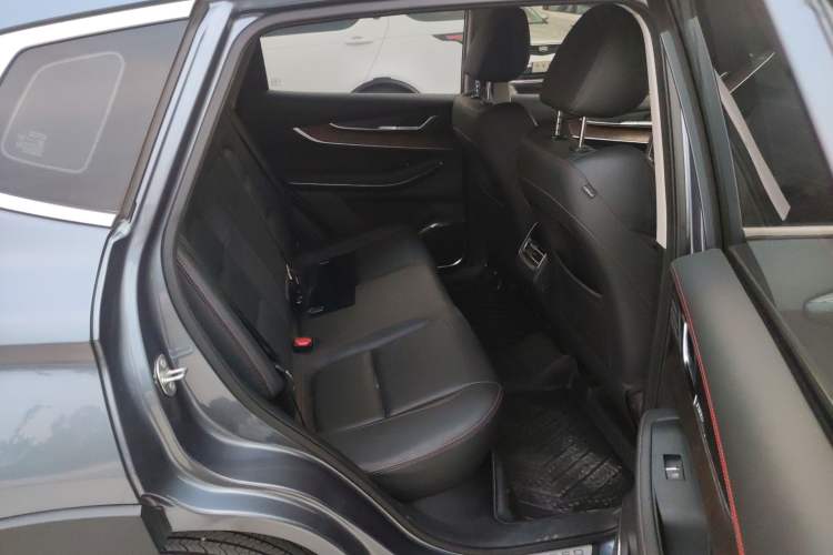 Used EXEED Zhuifeng 2020 Chasing the Waves Edition 1.5T CVT Xingrui Version Right Rear Seat