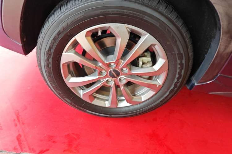 Used EXEED Zhuifeng 2020 Chasing the Waves Edition 1.5T CVT Xingrui Version Right Rear Wheel Hub