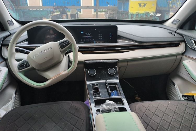 Used EXEED Zhuifeng 2020 1.6T DCT StarRui Edition Center Console