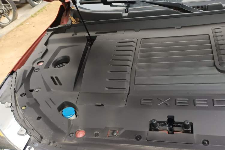 Used EXEED Zhuifeng 2020 Chasing the Waves Edition 1.5T CVT Xingrui Version Engine Bay Right