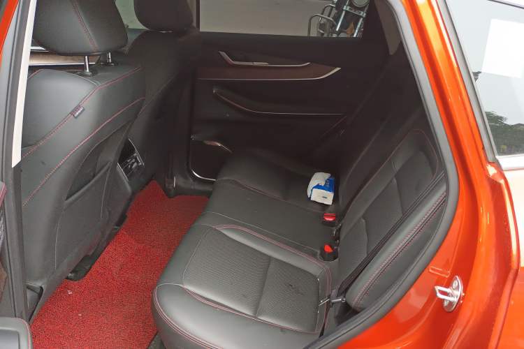 Used EXEED Zhuifeng 2020 Chasing the Waves Edition 1.5T CVT Xingrui Version Left Rear Seat