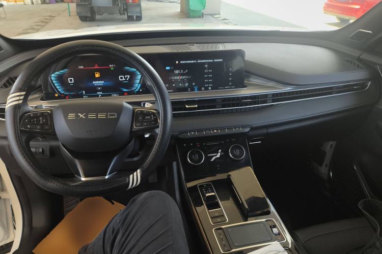 Used EXEED Zhuifeng 2020 1.6T DCT StarRui Edition Center Console