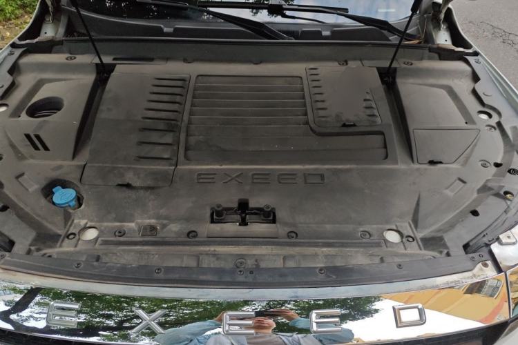 Used EXEED Zhuifeng 2020 Chasing the Waves Edition 1.5T CVT Starry Edition Engine Bay
