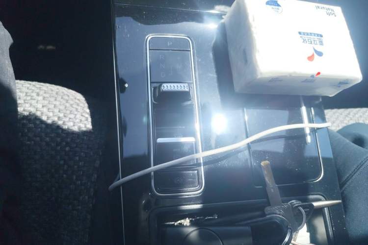 Used EXEED Zhuifeng 2020 Chasing the Waves Edition 1.5T CVT Xingrui Version Gear Lever