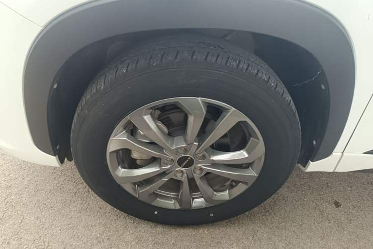 Used EXEED Zhuifeng 2020 Chasing the Waves Edition 1.5T CVT Starry Edition Left Front Wheel Hub