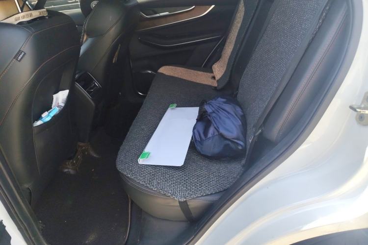 Used EXEED Zhuifeng 2020 Chasing the Waves Edition 1.5T CVT Xingrui Version Left Rear Seat
