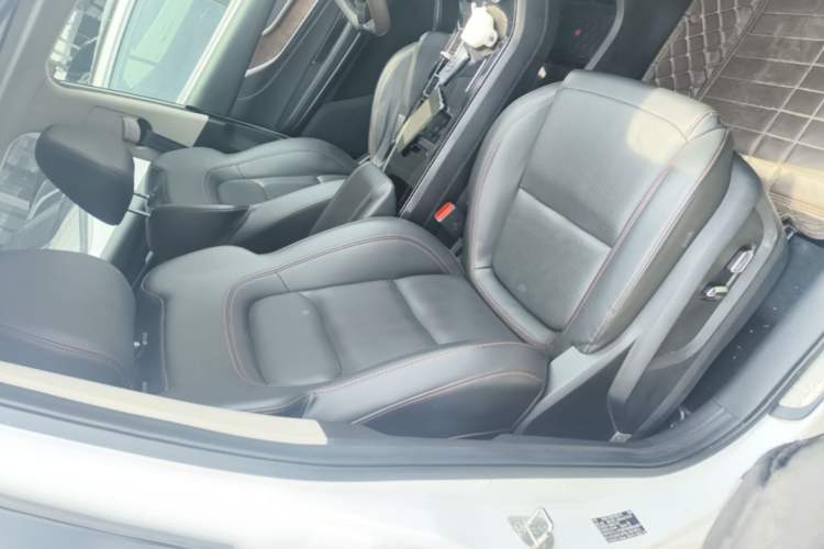 Used EXEED Zhuifeng 2020 Chasing the Waves Edition 1.5T CVT Xingrui Version Right Front Seat