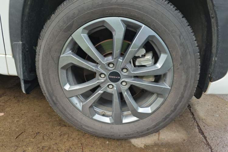 Used EXEED Zhuifeng 2020 Chasing the Waves Edition 1.5T CVT Starry Edition Right Front Wheel Hub