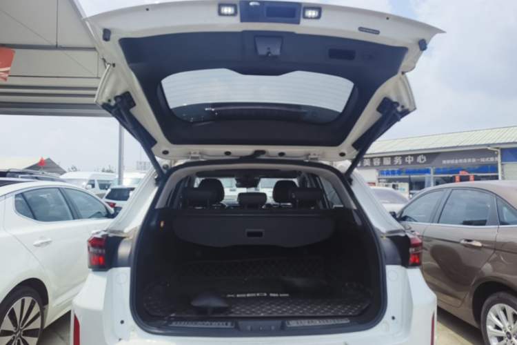 Used EXEED Zhuifeng 2020 Chasing the Waves Edition 1.5T CVT Xingrui Version Trunk