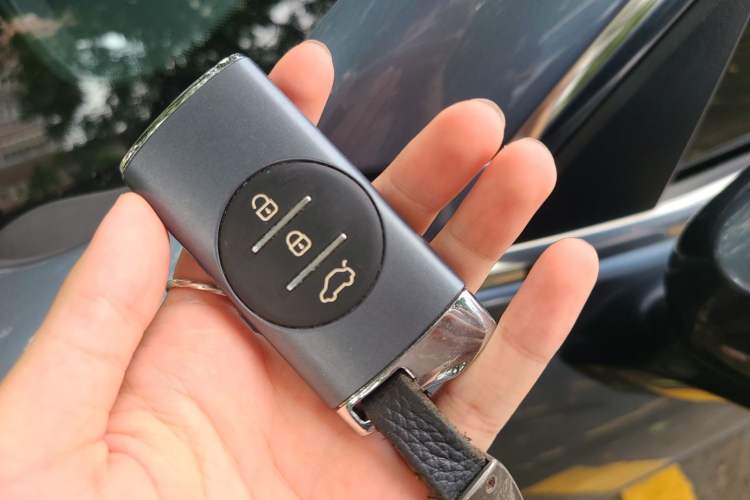 Used EXEED Zhuifeng 2021 Versailles 1.6T DCT Star Prestige Edition Vehicle Key