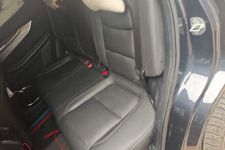 Used EXEED Zhuifeng 2021 Versailles Edition 1.6T DCT StarRui Version Left Rear Seat