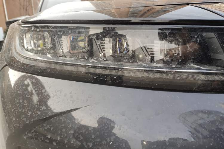 Used EXEED Zhuifeng 2021 Versailles Edition 1.6T DCT StarRui Version Right Front Headlight