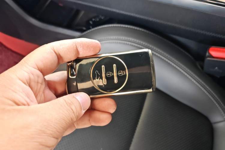 Used EXEED Zhuifeng 2021 Versailles Edition 1.6T DCT StarRui Version Vehicle Key