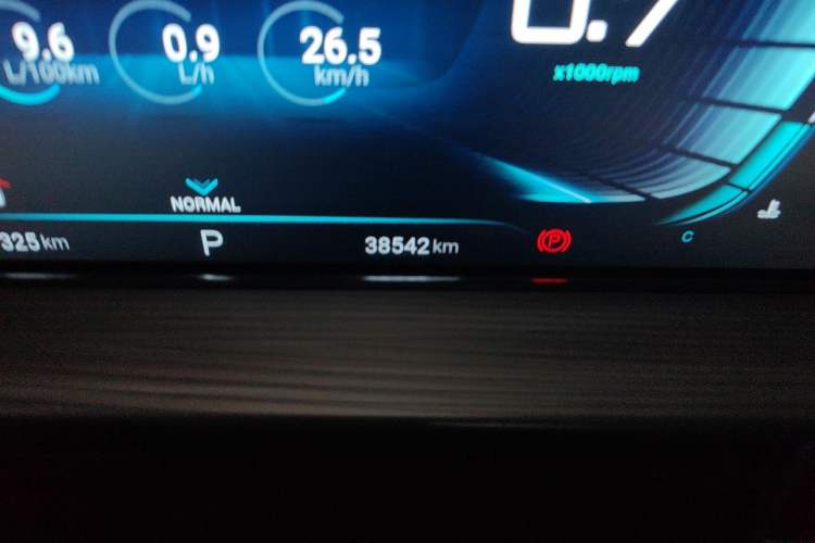 Used EXEED Zhuifeng 2021 Versailles Edition 1.6T DCT StarRui Version Odometer Close Up