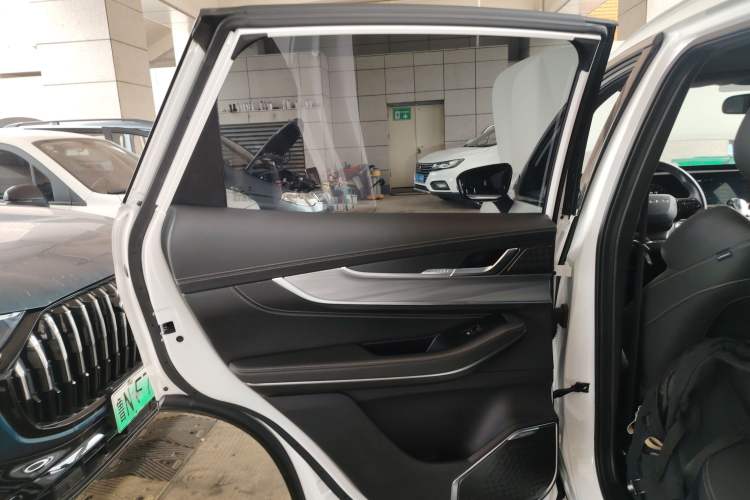 Used EXEED Zhuifeng 2021 Versailles Edition 1.6T DCT Starry Edition Left Rear Door Interior