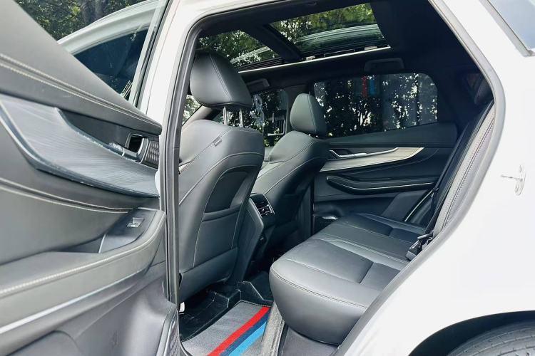 Used EXEED Zhuifeng 2021 Versailles Edition 1.6T DCT Starry Edition Left Rear Seat