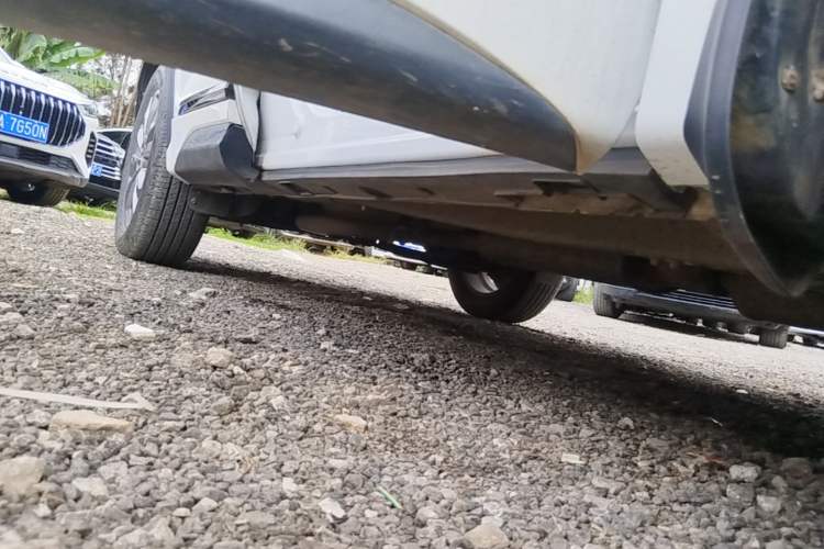 Used EXEED Zhuifeng 2021 1.6T DCT Verso Edition Right Side Sill