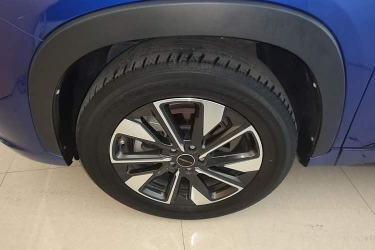 Used EXEED Zhuifeng 2022 Chasing the Waves Edition 1.5T CVT Wind-Chasing Edition Left Front Wheel Hub