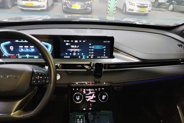Used EXEED Zhuifeng 2022 Versailles 1.6T DCT "Chasing the Wind" Edition Audio And AC Panel