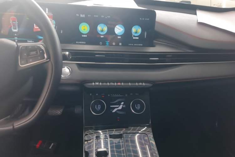 Used EXEED Zhuifeng 2022 Chasing the Waves Edition 1.5T CVT Rising Wind Version Audio And AC Panel