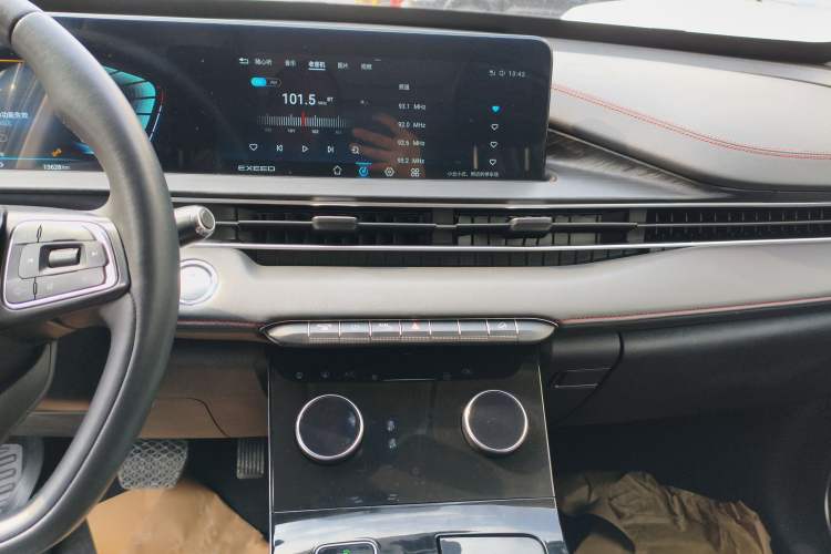 Used EXEED Zhuifeng 2022 Chasing the Waves Edition 1.5T CVT Wind-Chasing Edition Audio And AC Panel