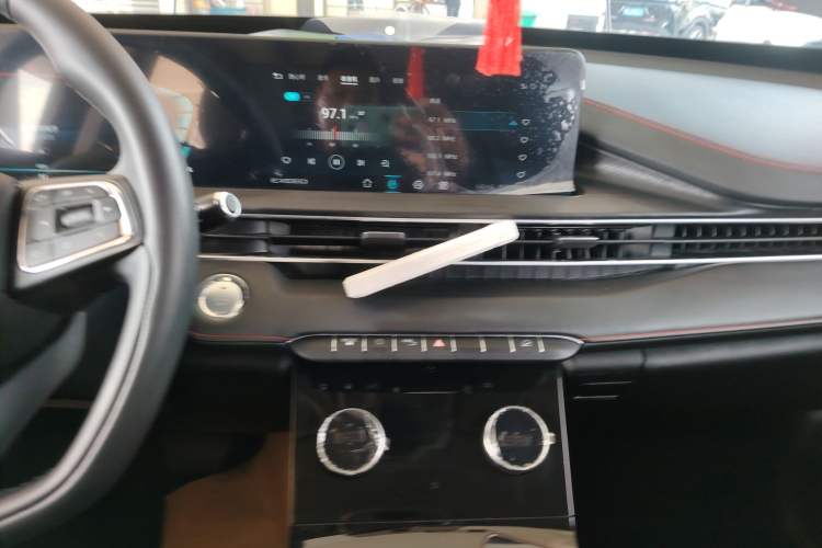 Used EXEED Zhuifeng 2022 Chasing the Waves Edition 1.5T CVT Wind-Chasing Edition Audio And AC Panel