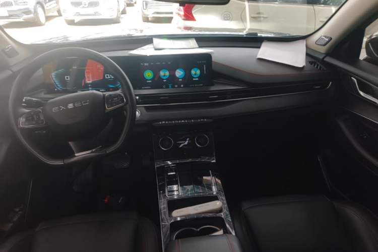 Used EXEED Zhuifeng 2022 Chasing the Waves Edition 1.5T CVT Rising Wind Version Center Console