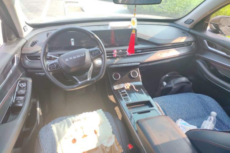Used EXEED Zhuifeng 2022 Chasing the Waves Edition 1.5T CVT Rising Wind Version Center Console