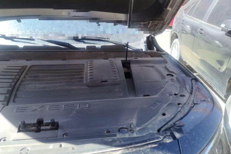 Used EXEED Zhuifeng 2022 Versailles 1.6T DCT "Chasing the Wind" Edition Engine Bay Left