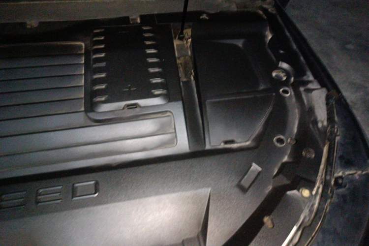 Used EXEED Zhuifeng 2022 Chasing the Waves Edition 1.5T CVT Wind-Chasing Edition Engine Bay Left