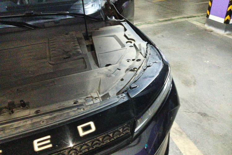 Used EXEED Zhuifeng 2022 Versailles 1.6T DCT "Chasing the Wind" Edition Engine Bay Left