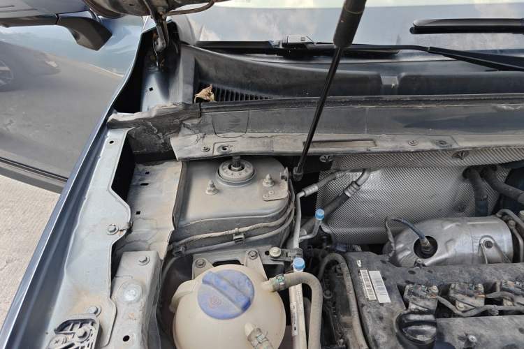 Used EXEED Zhuifeng 2022 Chasing the Waves Edition 1.5T CVT Wind-Chasing Edition Engine Bay Right