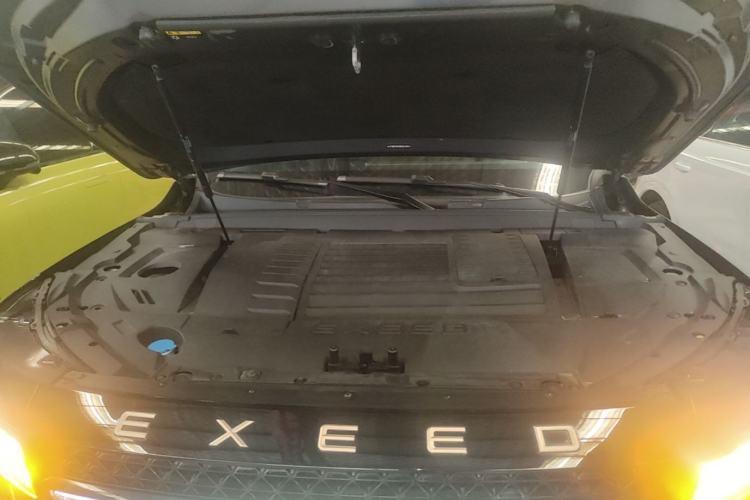 Used EXEED Zhuifeng 2022 Versailles 1.6T DCT "Chasing the Wind" Edition Engine Bay