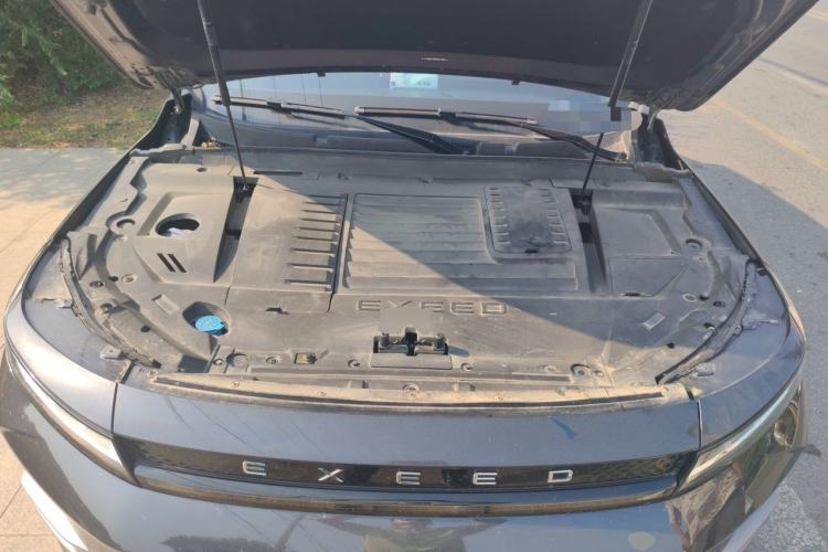 Used EXEED Zhuifeng 2022 Chasing the Waves Edition 1.5T CVT Rising Wind Version Engine Bay