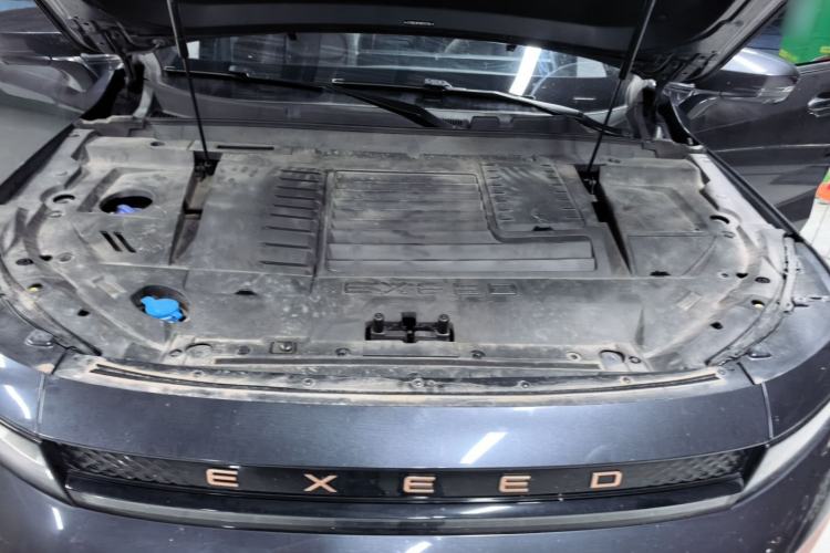 Used EXEED Zhuifeng 2022 1.6T DCT Goddess Edition Engine Bay