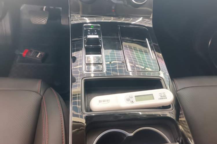 Used EXEED Zhuifeng 2022 Chasing the Waves Edition 1.5T CVT Rising Wind Version Gear Lever