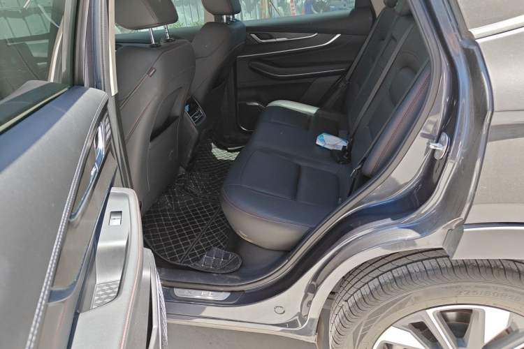 Used EXEED Zhuifeng 2022 Chasing the Waves Edition 1.5T CVT Wind-Chasing Edition Interior 4