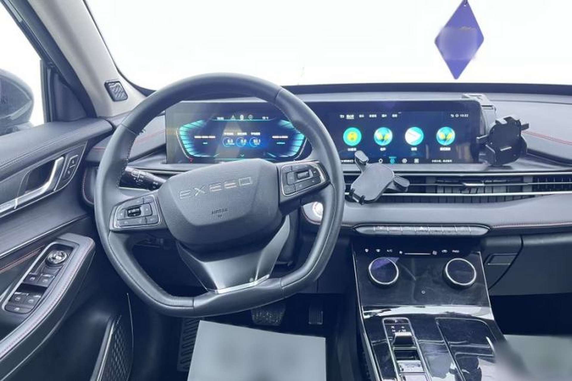 Used EXEED Zhuifeng 2022 Chasing the Waves Edition 1.5T CVT Rising Wind Version Interior 6