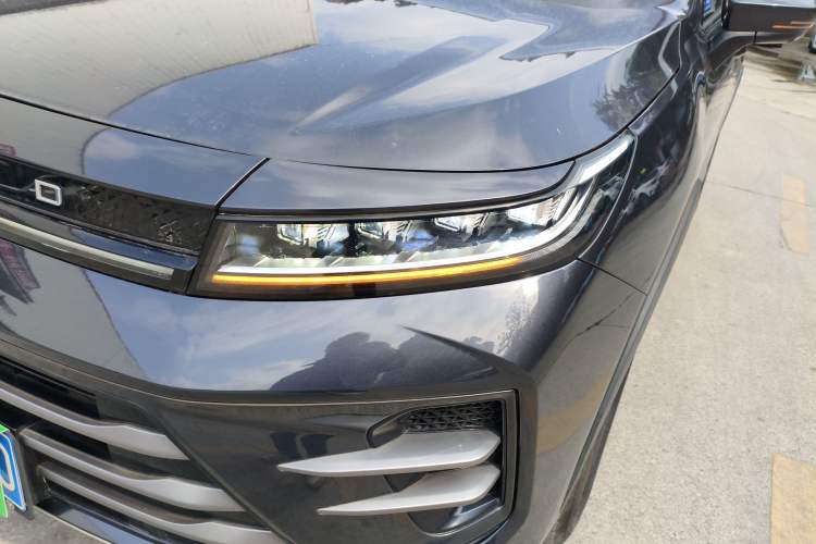 Used EXEED Zhuifeng 2022 Chasing the Waves Edition 1.5T CVT Wind-Chasing Edition Left Front Headlight