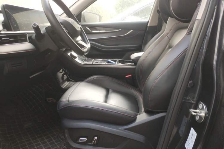 Used EXEED Zhuifeng 2022 Chasing the Waves Edition 1.5T CVT Rising Wind Version Left Front Seat