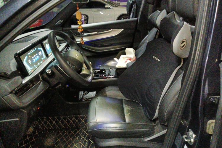 Used EXEED Zhuifeng 2022 Versailles 1.6T DCT "Chasing the Wind" Edition Left Front Seat