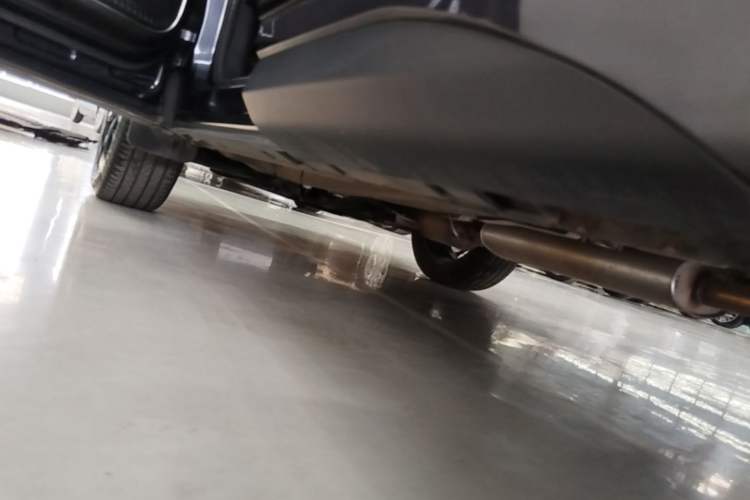 Used EXEED Zhuifeng 2022 Versailles 1.6T DCT "Chasing the Wind" Edition Left Side Sill