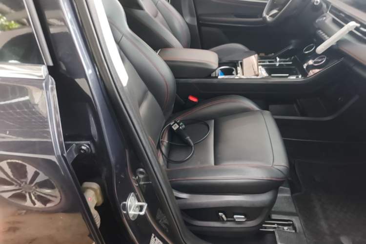 Used EXEED Zhuifeng 2022 Chasing the Waves Edition 1.5T CVT Rising Wind Version Right Front Seat