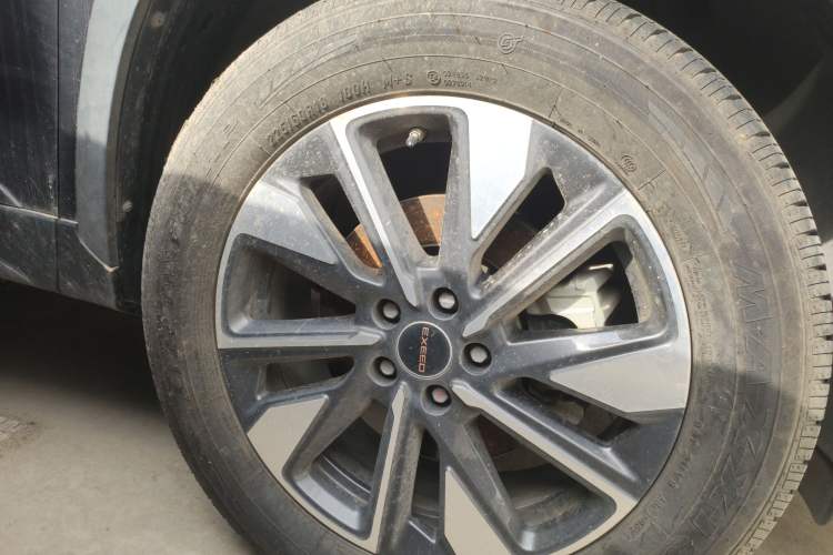 Used EXEED Zhuifeng 2022 Chasing the Waves Edition 1.5T CVT Rising Wind Version Right Front Wheel Hub