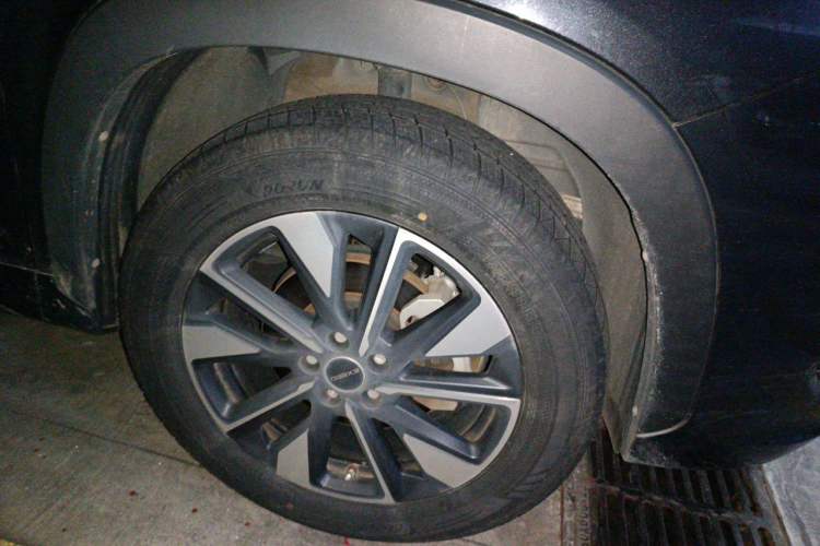 Used EXEED Zhuifeng 2022 Chasing the Waves Edition 1.5T CVT Wind-Chasing Edition Right Front Wheel Hub
